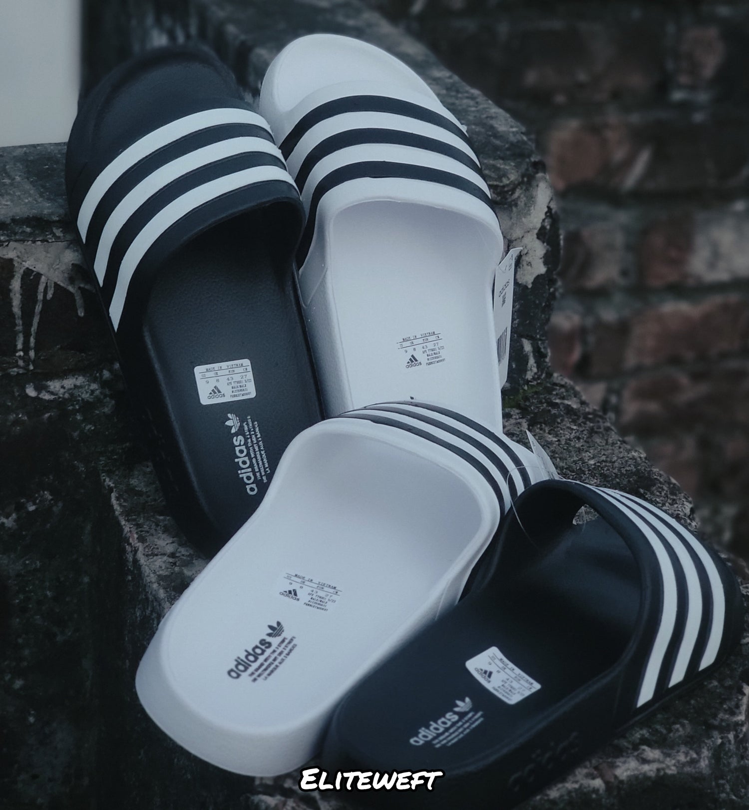 Classic Three-Stripe Style Slides – Black/White | Eliteweft