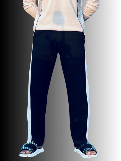 Low Cut Baggy Joggers Available With 2 Colors (Black/White)