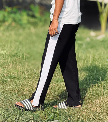 Low Cut Baggy Joggers Available With 2 Colors (Black/White)